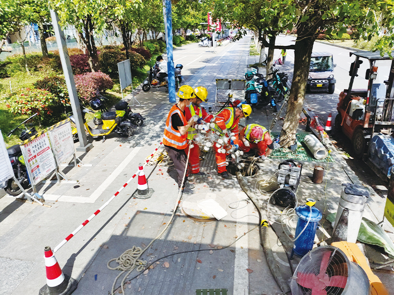 高昌UV-CIPP紫外光固化修复